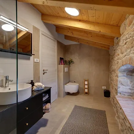 Casa Skitaconka Koromačno