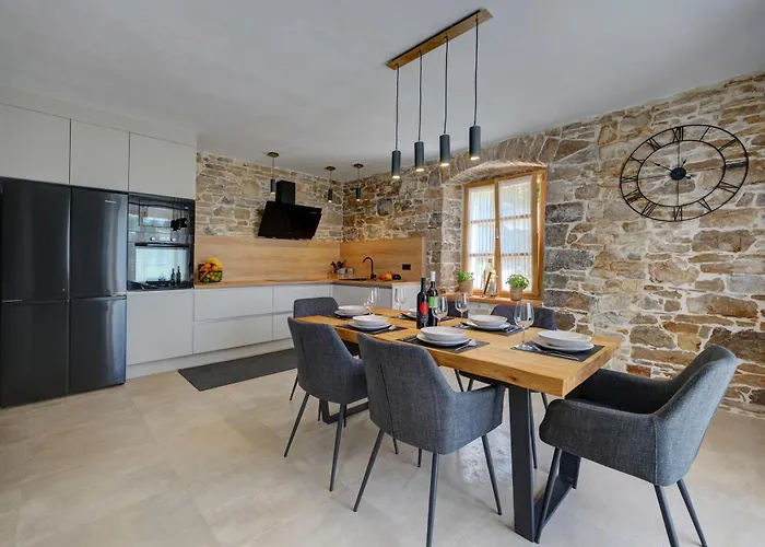 Casa Skitaconka Koromačno